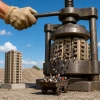 ПИК выкупают с биржи по 551,4 ₽ за акцию — миноритариям указали на выход · Мегановости
