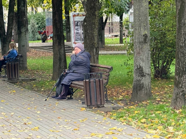 День пожилого человека с прибавкой: кому в октябре перечислят от 500 рублей до 17 тысяч