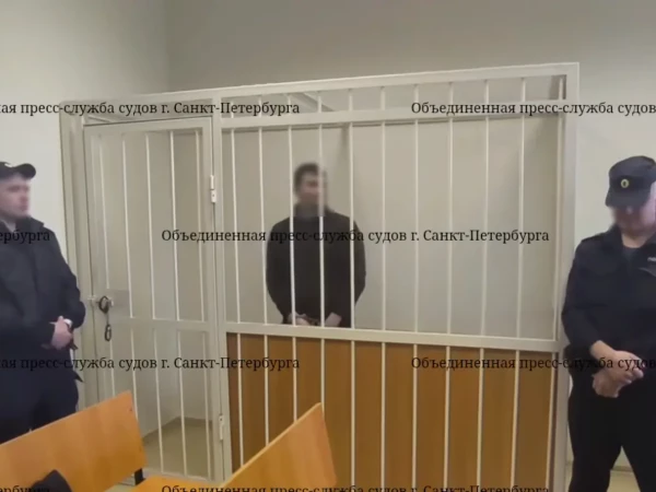 Суд арестовал напавшего на женщину с битой ради выпивки на проспекте Металлистов