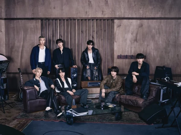 BTS захватили японские экраны: в ноябре выйдет 28 трансляций (шоу + концерты)