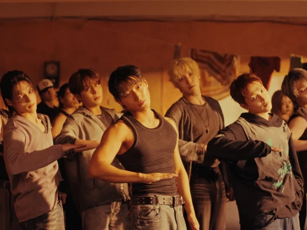ATEEZ: Мы готовимся к возвращению на сцену в честь 9ти летнего дебюта, на шоу «Knowing Bros» .