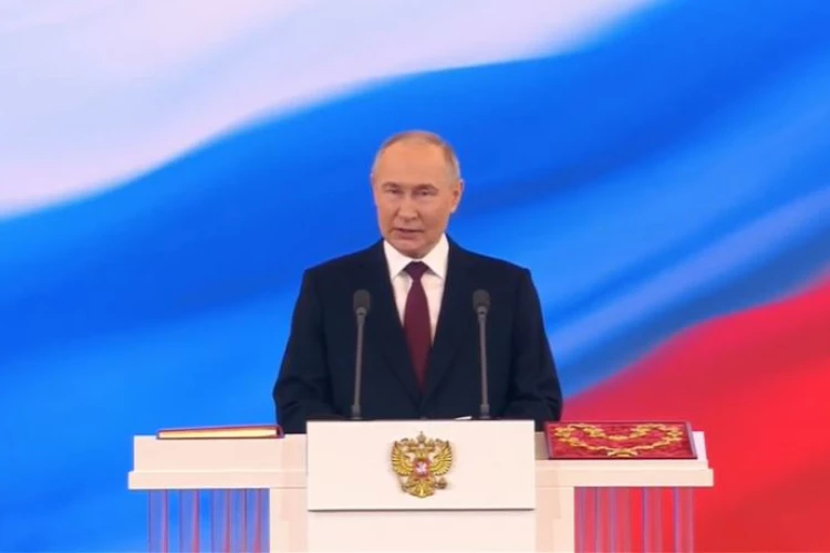 В Германии заявили о возможности диалога ЕС с Путиным по Украине