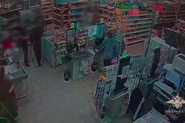Многодетного отца застрелили на глазах у детей в магазине в Волгограде