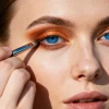 Как я подчеркиваю красоту голубых глаз: 5 простых приемов визажистов