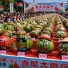 Арбузный парад на Тайване удивил туристов: в Цзядун украсили более тысячи ягод