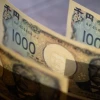На валютном рынке сегодня произошло эпохальное событие – японская иена упала до 162,50, обновив 40-летний минимум по отношению к доллару США.