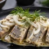 Сельдь по-фински в горчичном соусе: готовим ресторанную закуску в обычной стеклянной банке