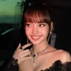 Лиса из BLACKPINK станет первым K-pop соло-артистом, который выступит на церемонии MTV Video Music Awards дважды