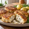 Добавила сливки в рыбный фарш — как приготовить нежные датские рыбные котлеты