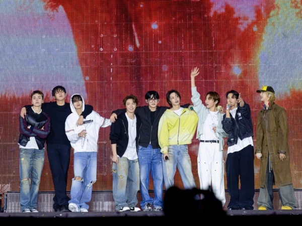 SEVENTEEN заняли 7-место в полугодовом рейтинге туров Billboard «Top Tour»; TWICE и TXT также вошли в топ-15