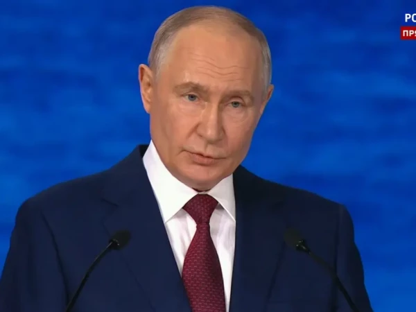 Европа провоцирует хаос и ищет новых жертв — Путин на ПМЭФ
