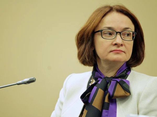 До Кремля дошли теории заговора вокруг больничного Набиуллиной