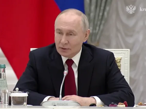 Стали известны подробности телефонного разговора Путина и Трампа