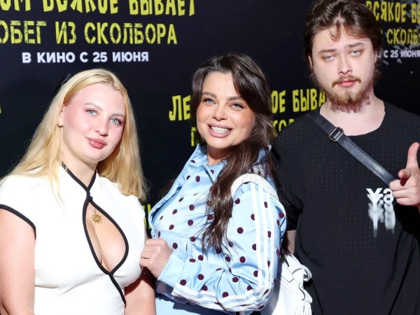 На игре: Наташа Королёва, Алексей Воробьёв и Дмитрий Маликов