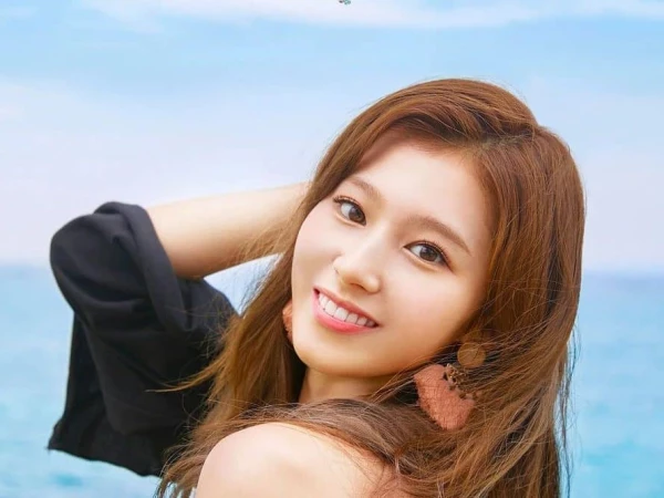 Сана из TWICE дебютирует как актриса в корейско-японском фильме