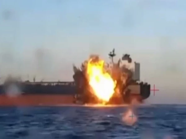 Breaking . Украина атаковала танкер Chevron в Черном море