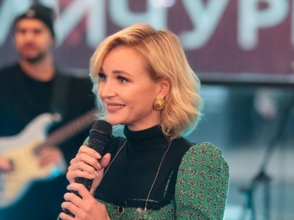 Полина Гагарина раскрыла, почему ест и не набирает вес
