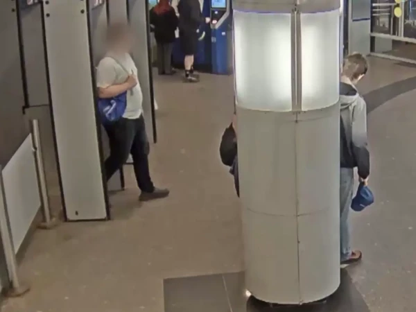 Агента Киева задержали на входе в метро Петербурга с бомбой под видом GPS-трекера
