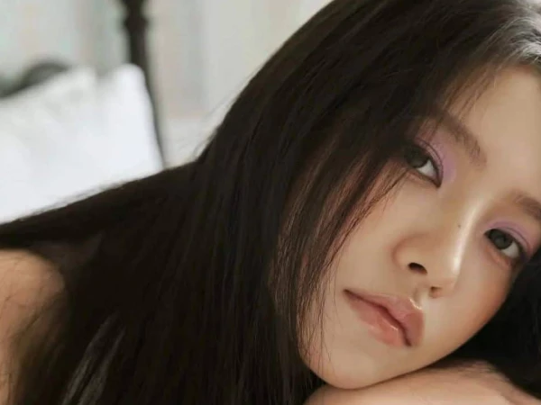 Йери из Red Velvet снялась для августовского DAZED Korea