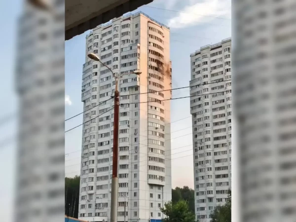 БПЛА попал в многоквартирный дом в подмосковном Чехове 
