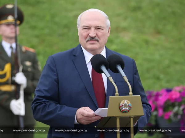 Офис Зеленского просит возбудить уголовное дело в отношении Лукашенко