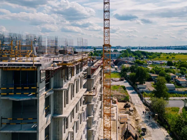 День строителя в 70-й раз: от ГЭС до современных кварталов Петербурга