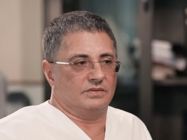 Мясников назвал 3 самых полезных напитка: не кефир, не молоко и даже не свежевыжатый сок