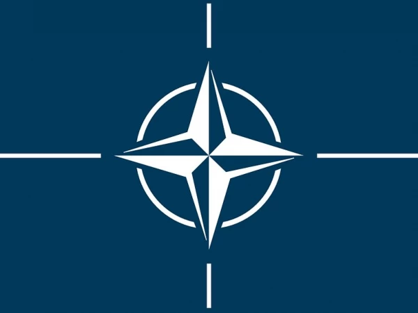 Лавров: активность НАТО в Арктике создает угрозу для России