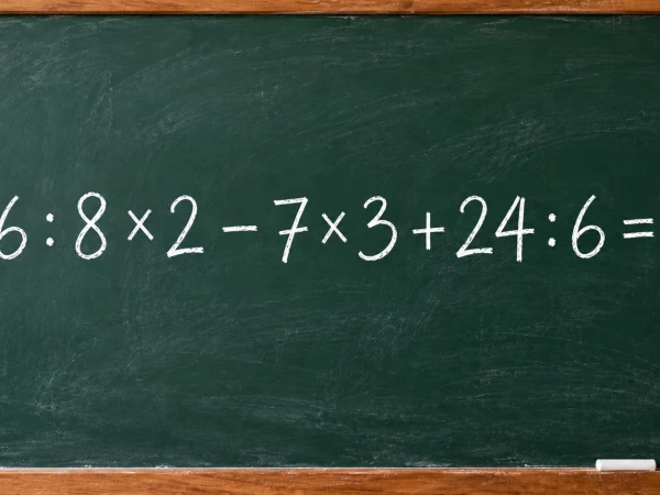 96 : 8 × 2 − 7 × 3 + 24 : 6 = ? Решите без калькулятора, если помните школьную математику