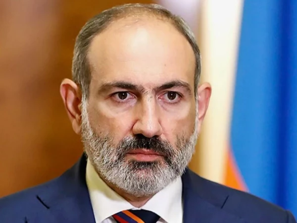 Пашинян предложил передвинуть границы между Арменией и Азербайджаном