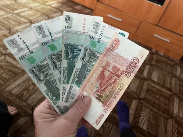 Хотели получать прибавку к пенсии, а остались без льгот: чем опасны банковские вклады для пенсионеров