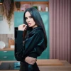 «Он меня швырял, а потом обнимал и говорил, что любит»: Алана Мамаева рассказала Анфисе Чеховой на ТВ-3 о своих отношениях до замужества