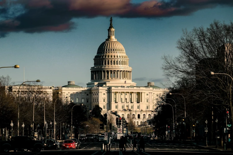 Конгресс США принял акт о борьбе с влиянием Китая, Ирана и России в Грузии
