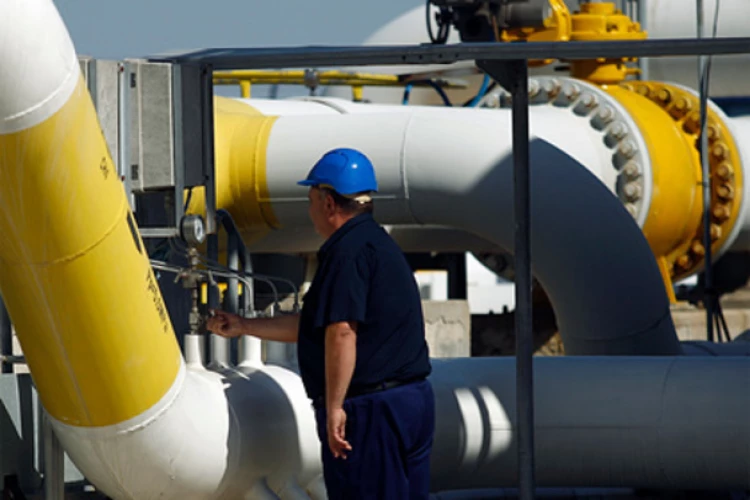 В Евросоюзе вступил в силу первый этап запрета на трубопроводный газ из России