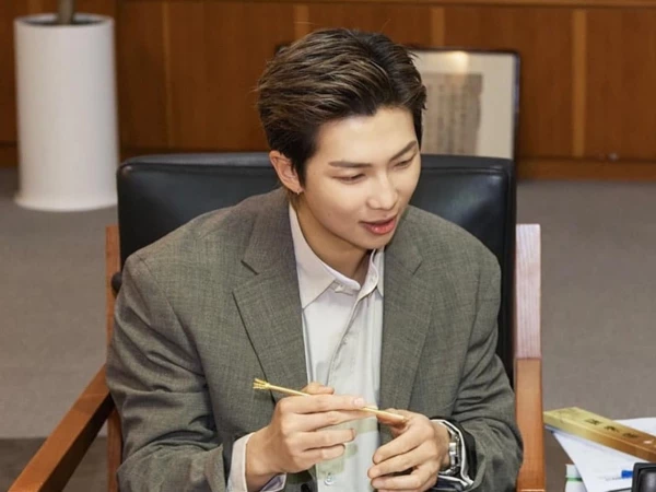 RM из BTS назначен первым в истории глобальным амбассадором Национального музея Южной Кореи