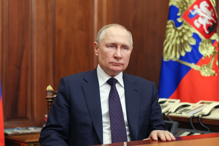 Путин назвал крайнюю дату установки памятника Меншикову на Васильевском острове
