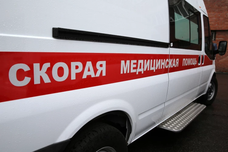 В Калининграде пенсионерка поймала выпавшего из окна многоэтажки ребенка