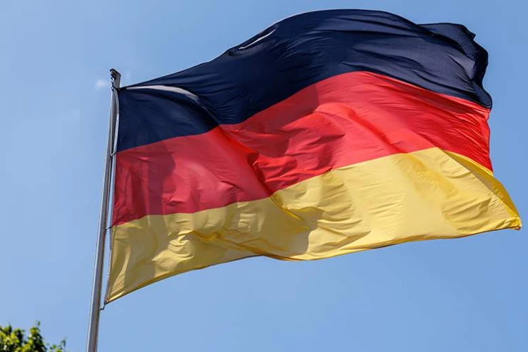 В Германии возмутились «миллиардными подарками» Мерца Украине