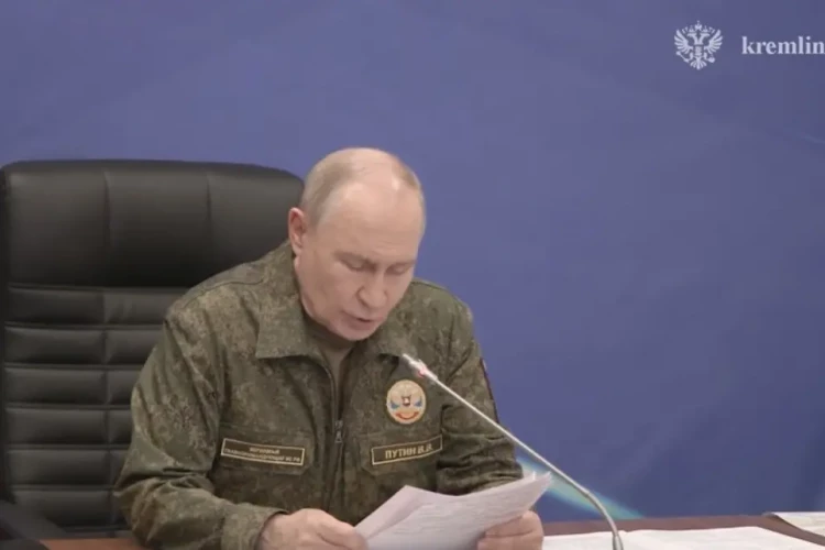 Путин заявил о полном освобождении ЛНР