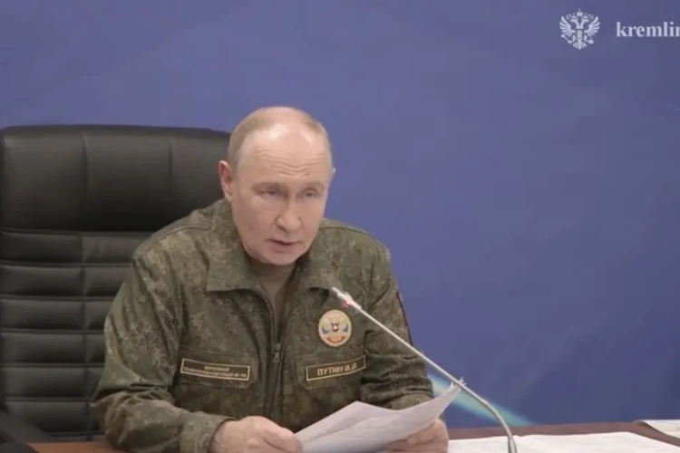 Путин поставил перед ВС задачу не дать Киеву проводить медийные операции
