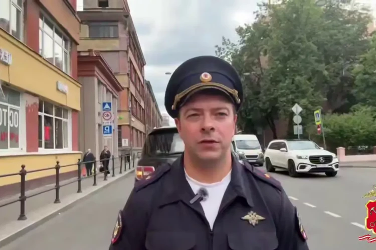 Пенсионерка умерла в машине скорой после ДТП с «Ниссан» на Чкаловском проспекте