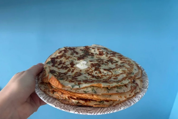 Блинчики на воде «Самые простые и вкусные»: молоко и яйца больше не нужны - всегда тонкие и нежные