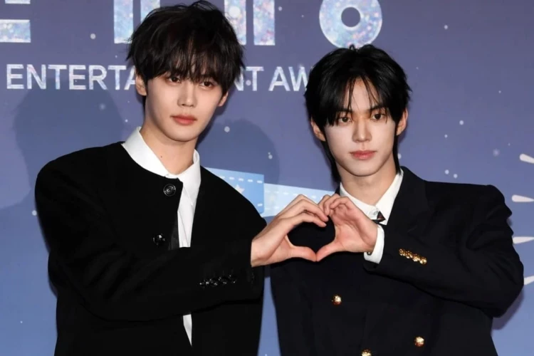 Кюбин из AND2BLE и Дохун из TWS покидают посты ведущих «Music Core»
