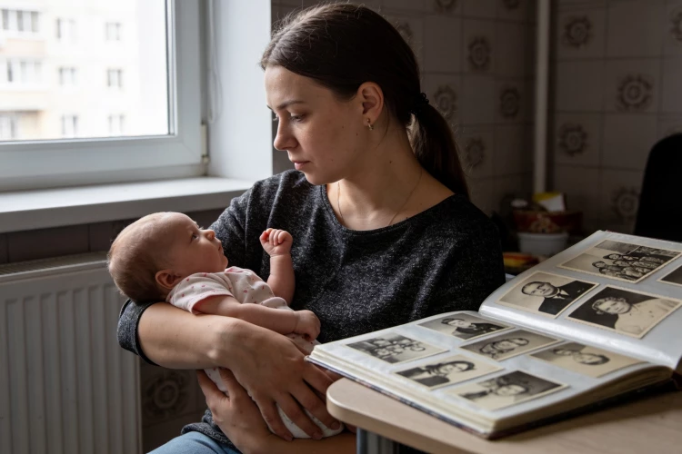 Имена наших бабушек снова в моде: 7 вариантов, которые стали популярны у молодых родителей