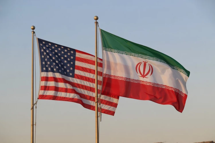 Al Arabiya: США и Иран договорились продлить 60-дневное перемирие