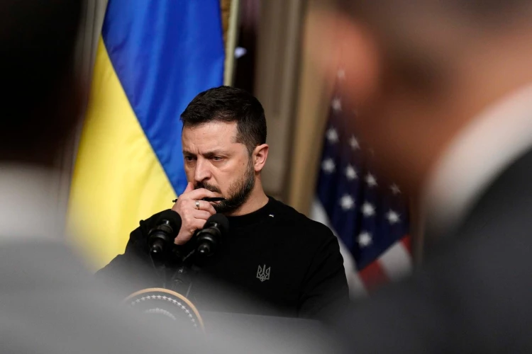 На Украине назвали сценарий бегства Зеленского