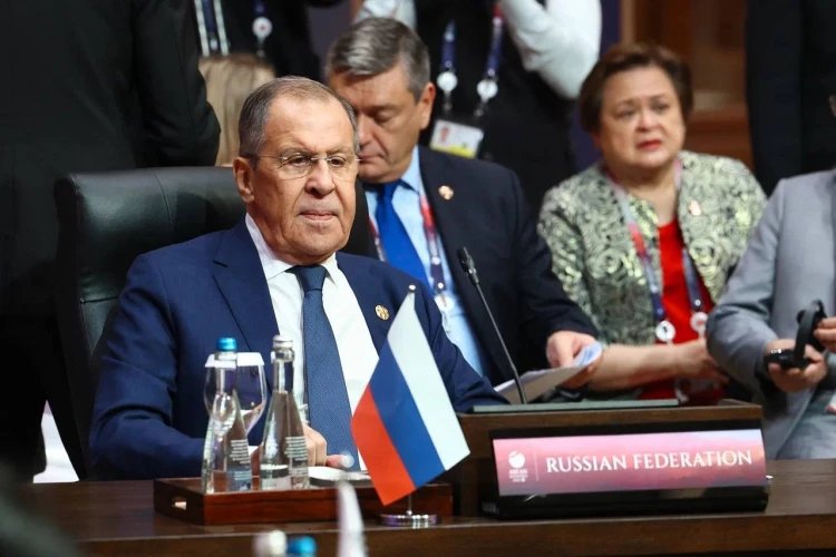 Лавров заявил о закрытии отделений института Гете в России