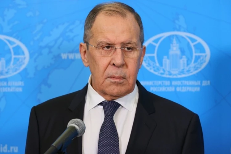 Лавров пошутил об увольнении после совместного фото с главой МИД Швейцарии