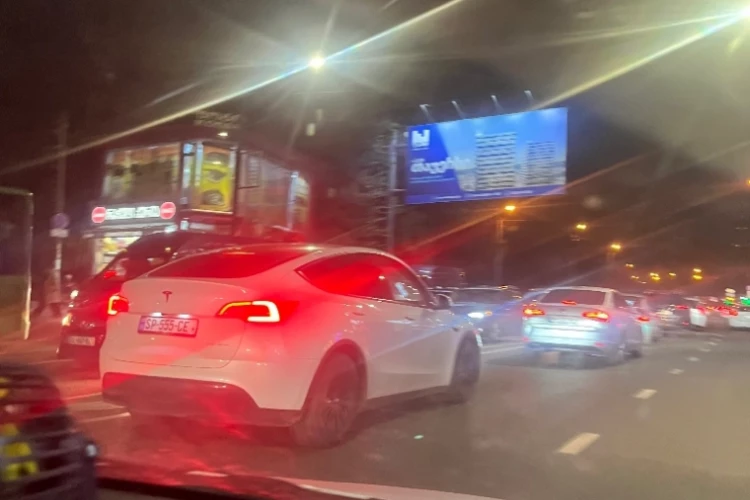 Еще одна моя рекомендация выстрелила. Tesla